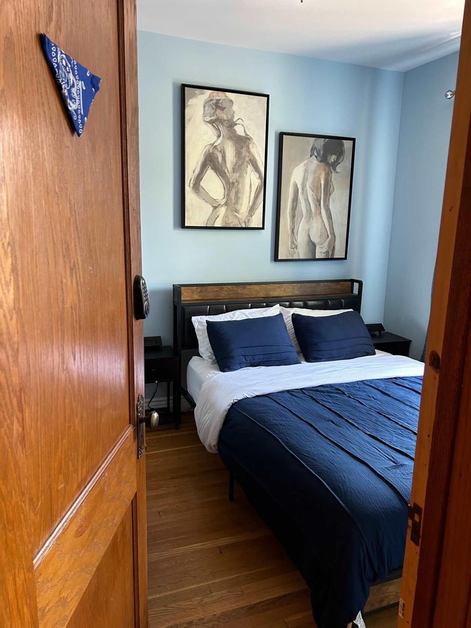 Blue Room In Dorothy'S Bnb Chicago Exteriör bild